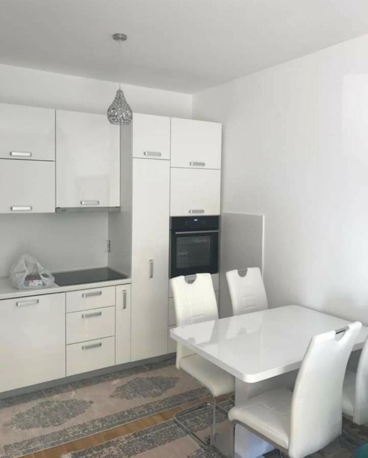 Kenza Jednosobni Stanovi Apartment Podgoriţa Exterior foto